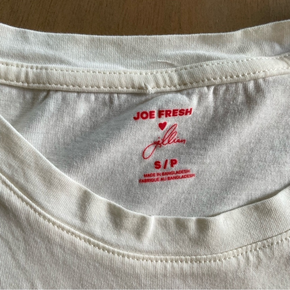 Jillian Harris X Joe Fresh All Love White Tee with Red Print - Picture 5 of 9